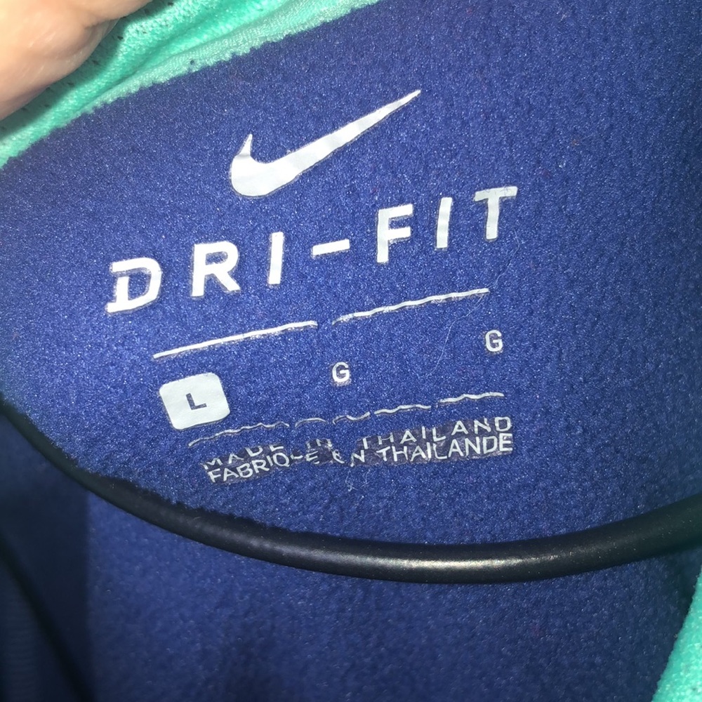 LADIES NIKE DRI-FIT EMBROIDERED SWOOSH PULL OVER HOODIE size large purple/blue - Picture 7 of 8